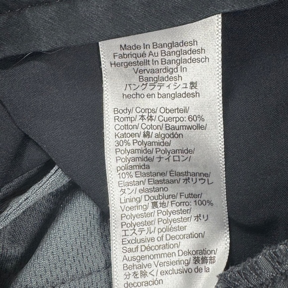 J CREW Black 484 Slim-fit tech pant for Men - Size 30 x 32. - Picture 11 of 14